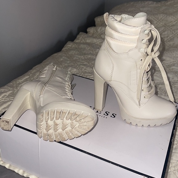 GUESS booties - Picture 5 of 9